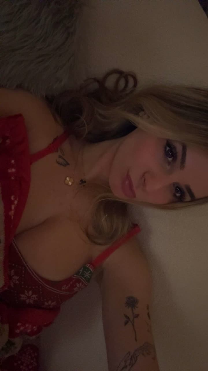 kaitlyn_krems snapchat image archive image