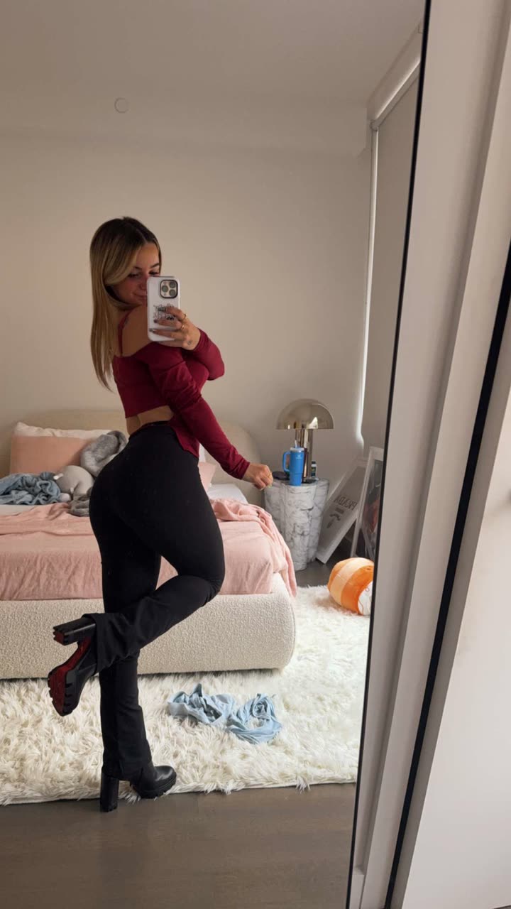 kaitlyn_krems snapchat image archive image