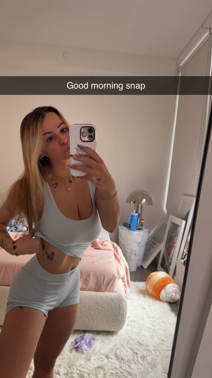 kaitlyn_krems snapchat image archive image