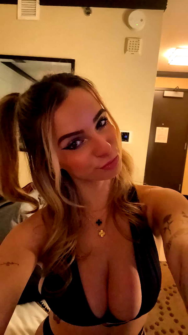 kaitlyn_krems image ~ Altpins