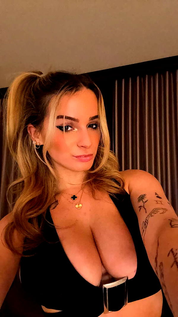 kaitlyn_krems image ~ Altpins