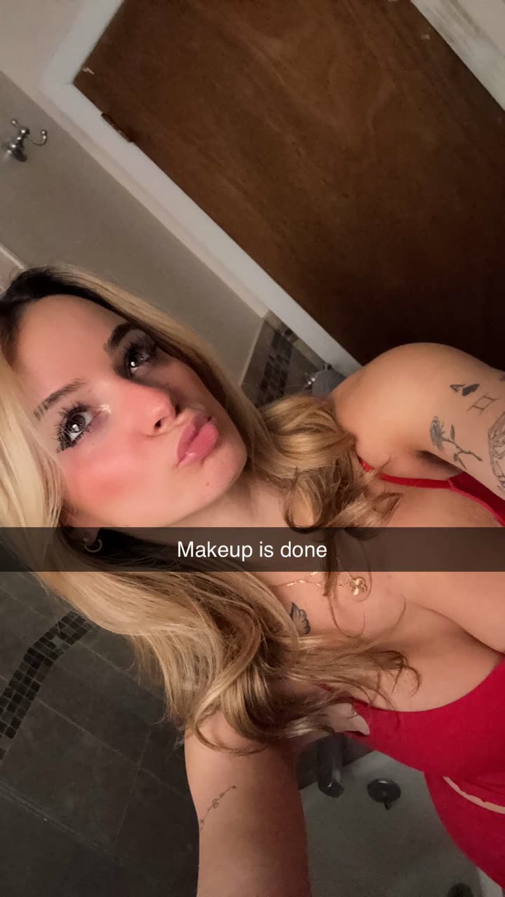 kaitlyn_krems snapchat image archive image