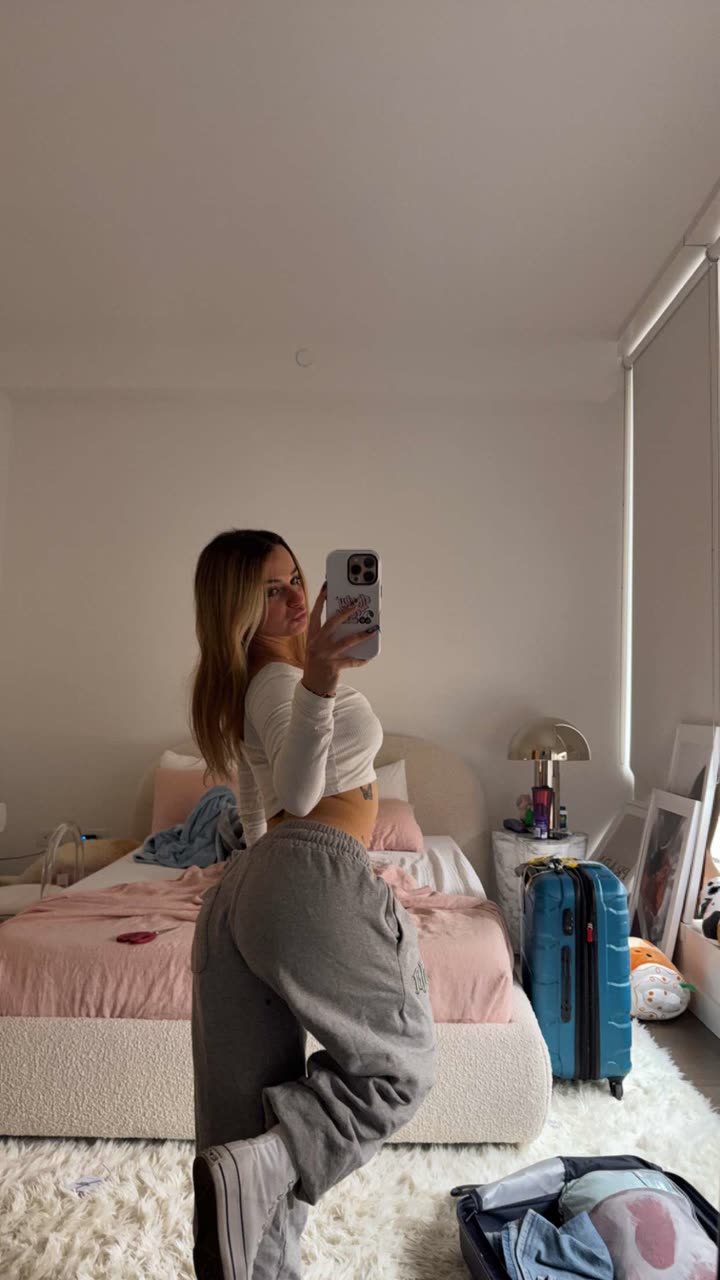 kaitlyn_krems snapchat image archive image