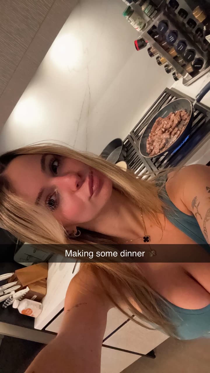 kaitlyn_krems snapchat image archive image