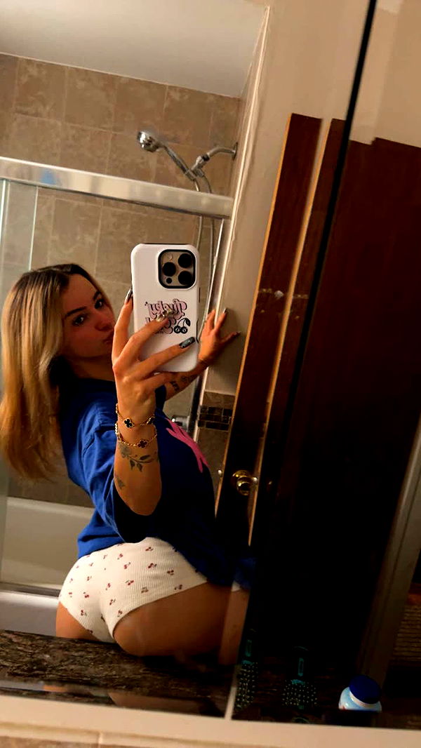 kaitlyn_krems image ~ Altpins