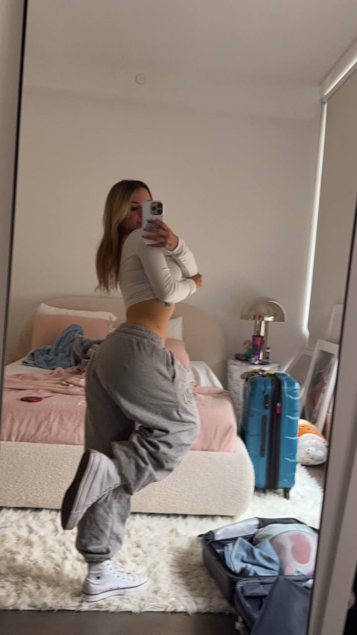 kaitlyn_krems snapchat image archive image