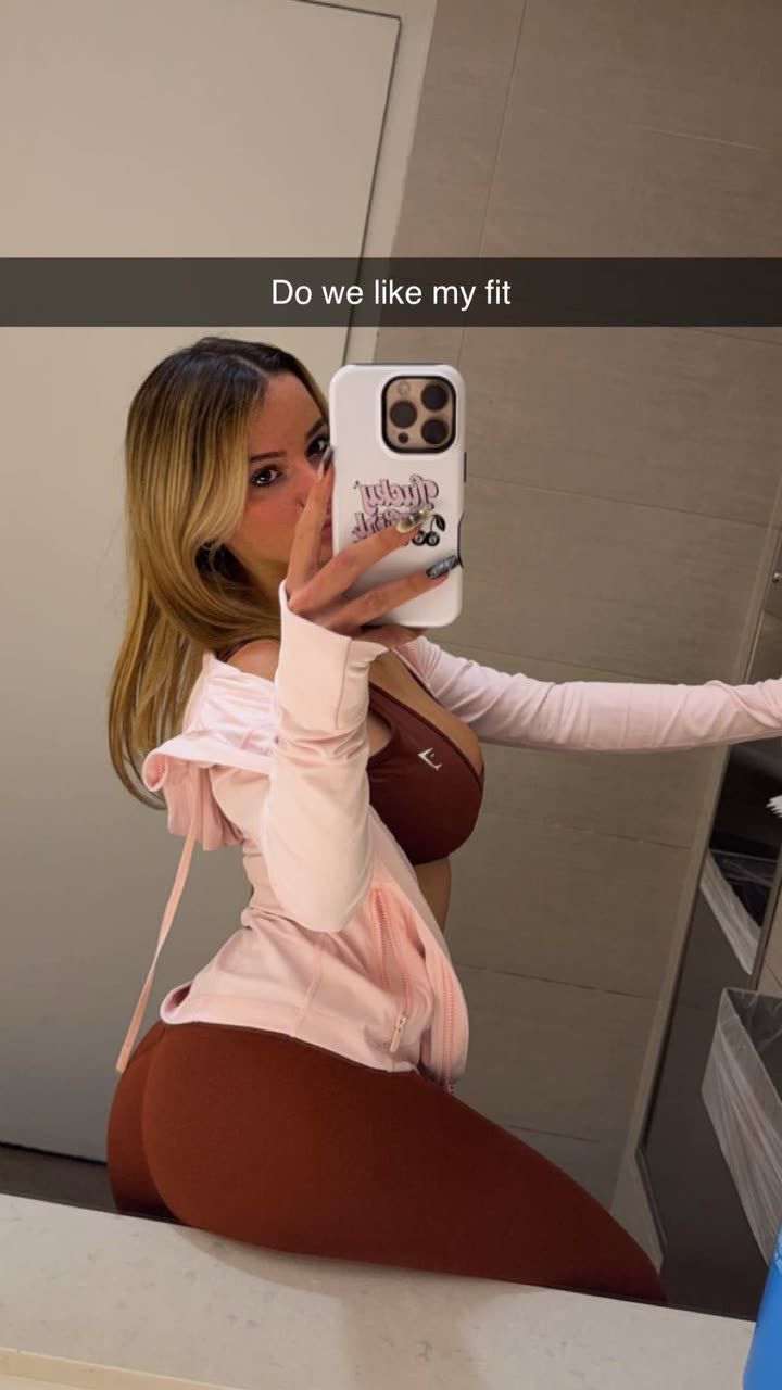 kaitlyn_krems snapchat image archive image