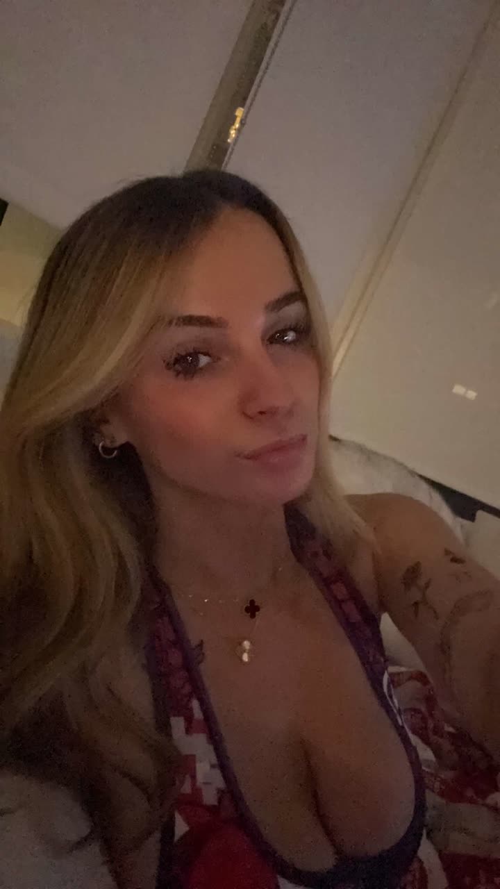 kaitlyn_krems snapchat image archive image