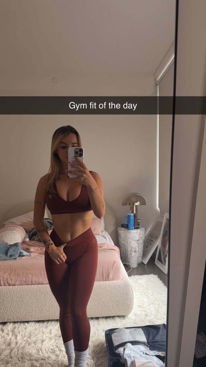 kaitlyn_krems snapchat image archive image