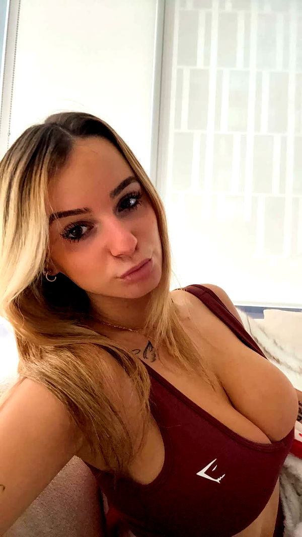 kaitlyn_krems image ~ Altpins