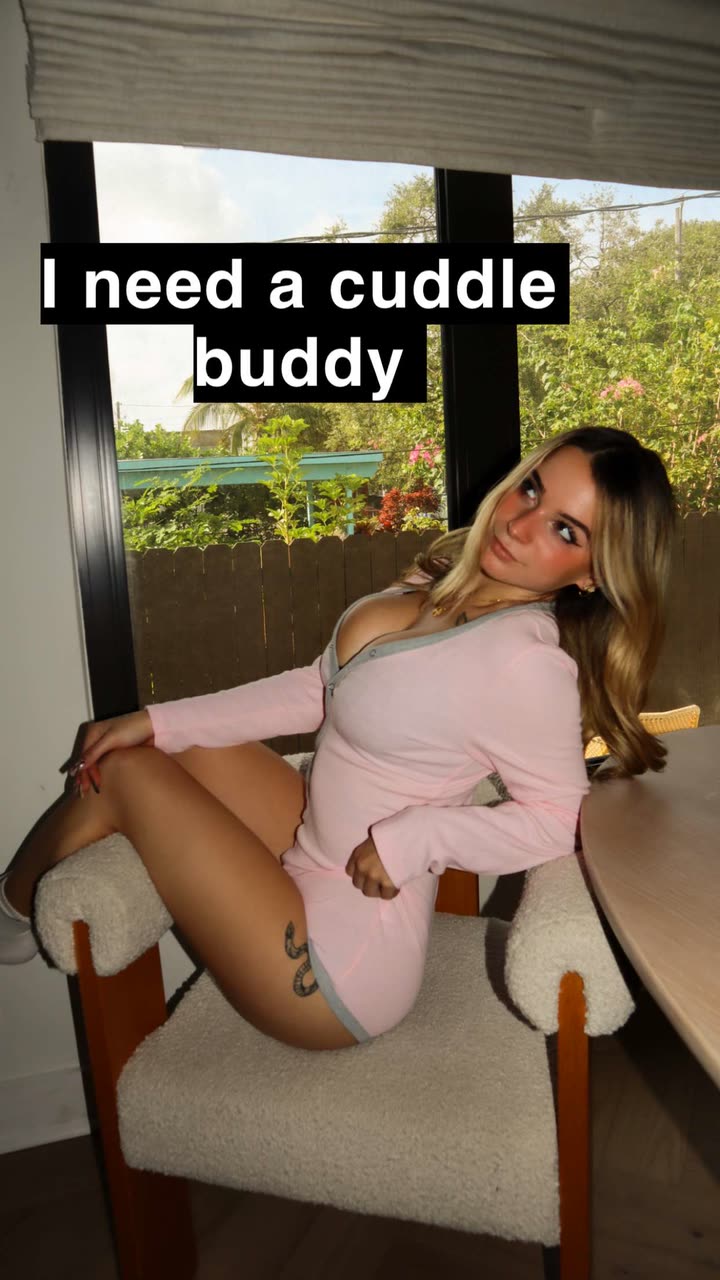 kaitlyn_krems snapchat image archive image