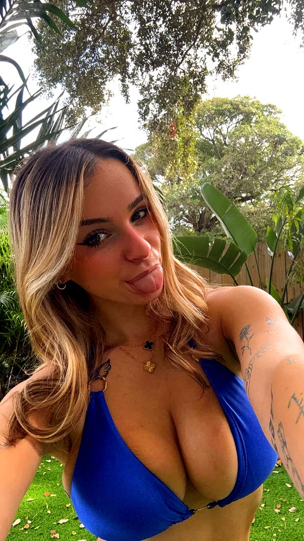 kaitlyn_krems image ~ Altpins