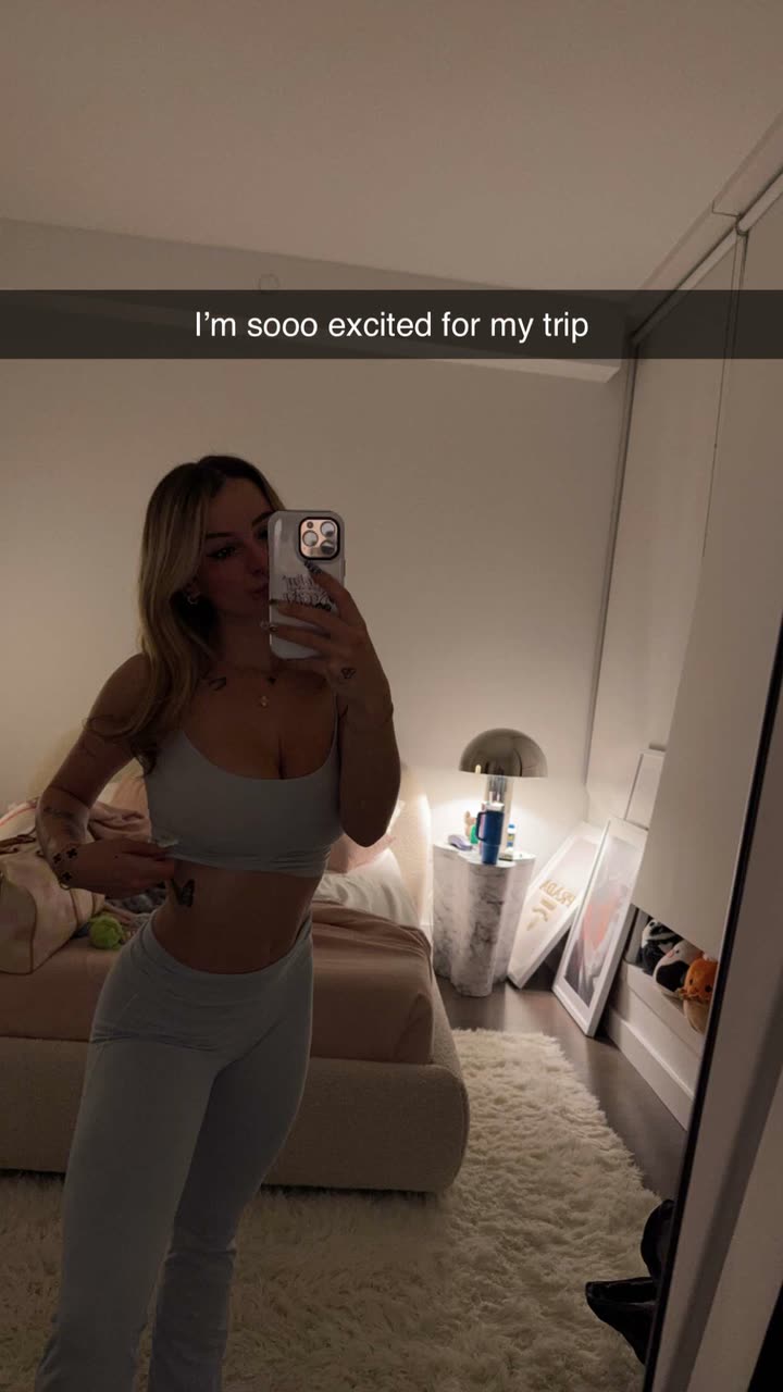 kaitlyn_krems snapchat image archive image