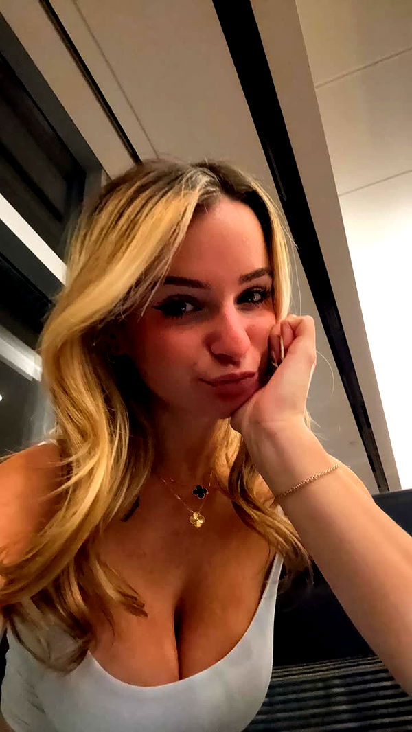 kaitlyn_krems image ~ Altpins