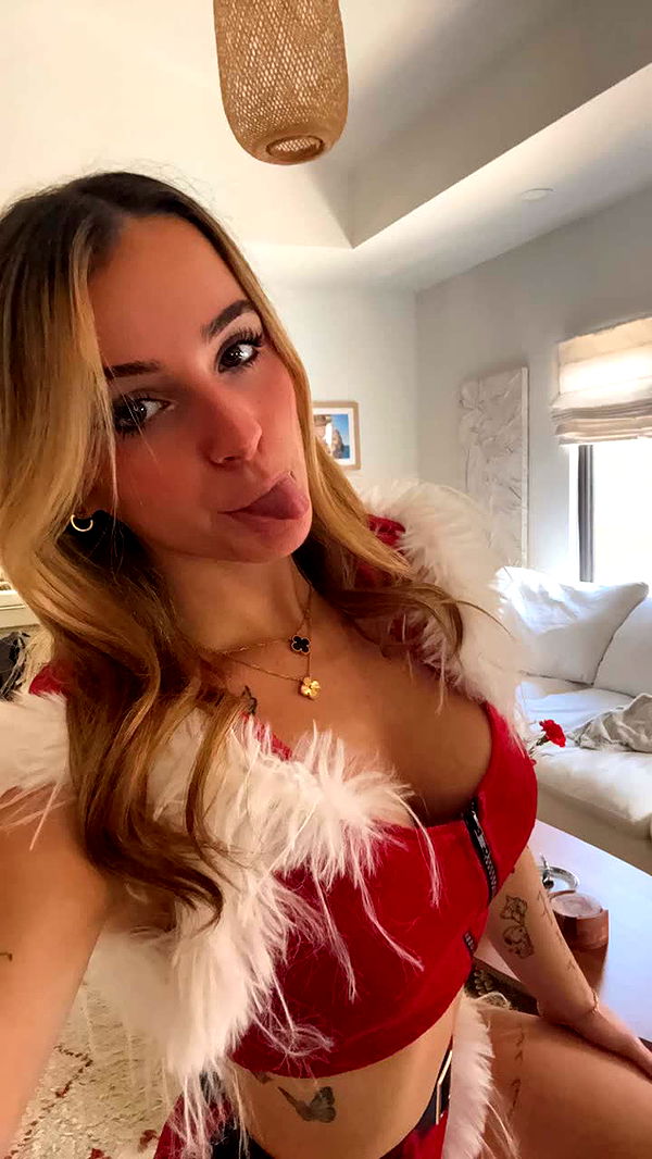 kaitlyn_krems image ~ Altpins