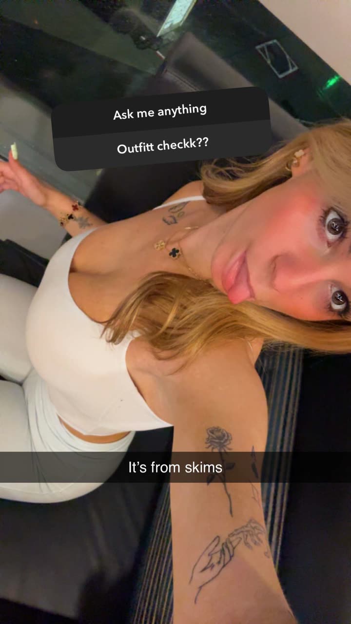 kaitlyn_krems snapchat image archive image