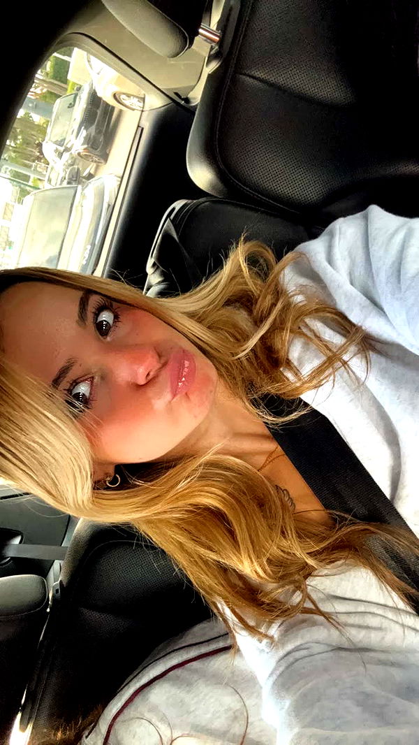 kaitlyn_krems image ~ Altpins