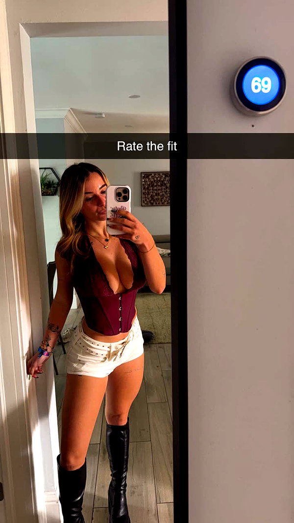 kaitlyn_krems snapchat image archive image