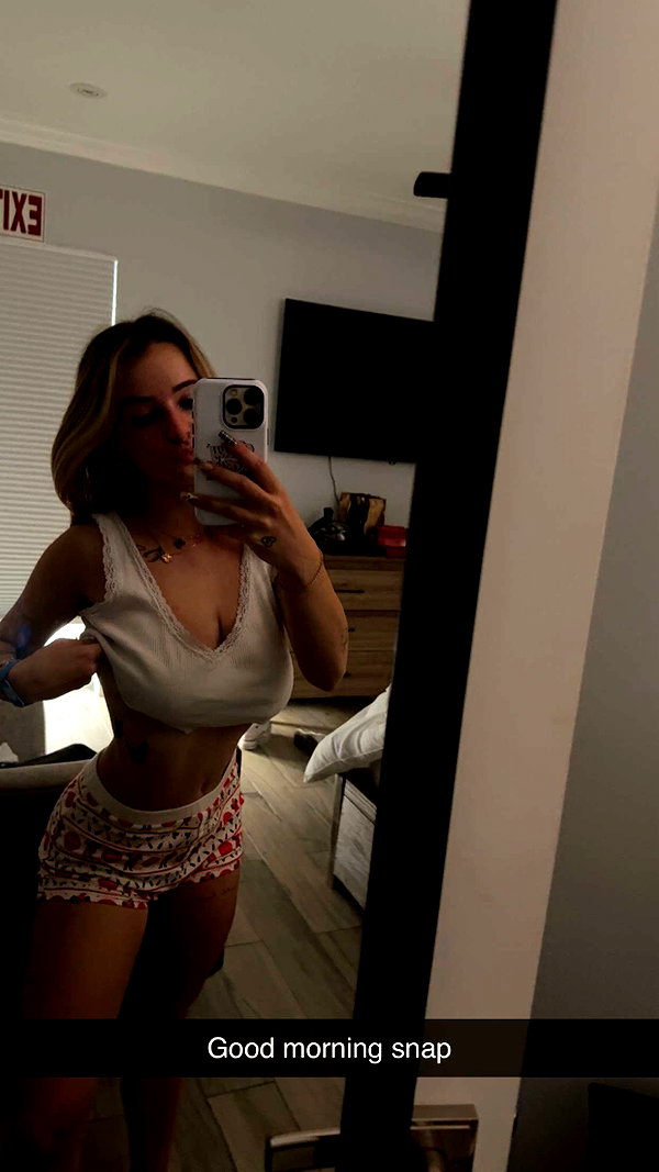 kaitlyn_krems snapchat image archive image