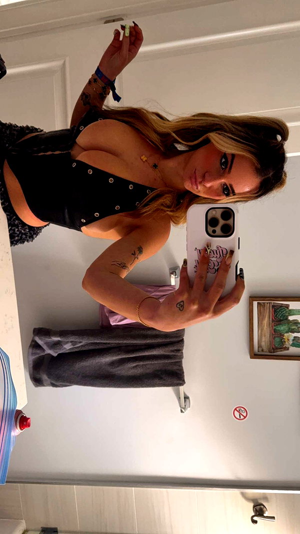 kaitlyn_krems snapchat image archive image