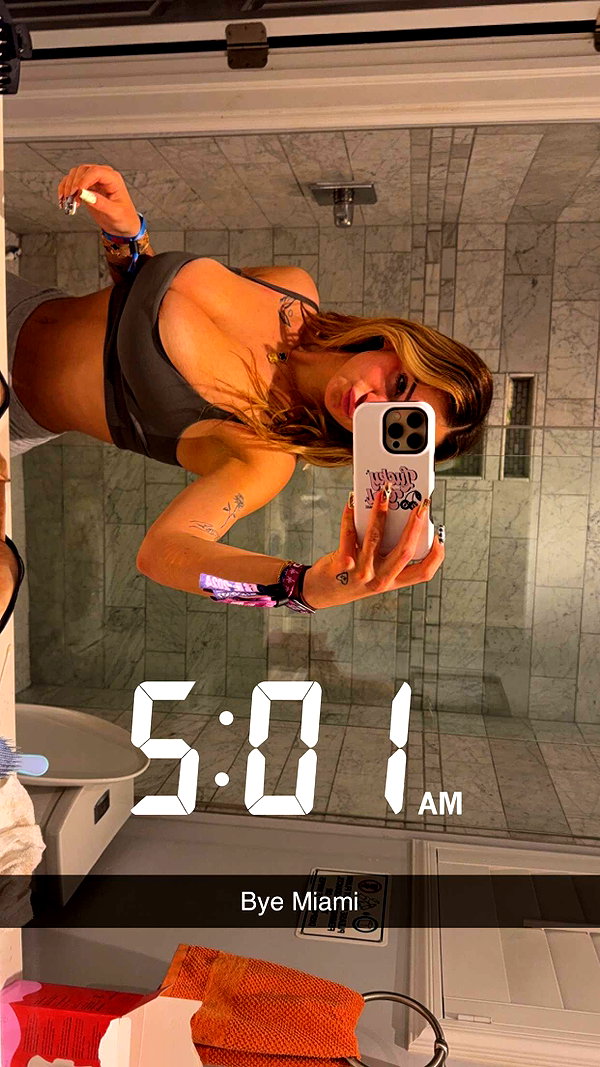 kaitlyn_krems snapchat image archive image