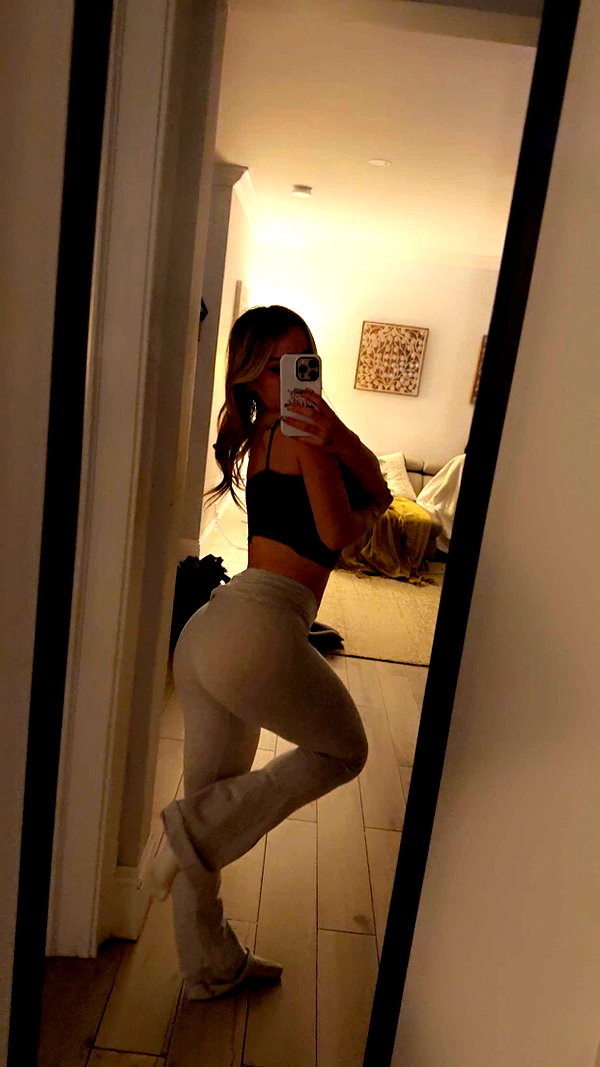 kaitlyn_krems snapchat image archive image