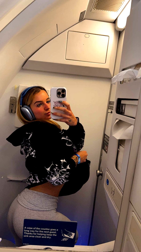 kaitlyn_krems snapchat image archive image