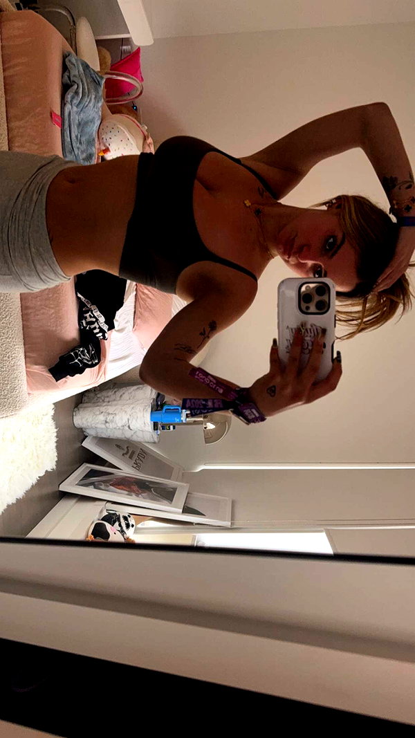 kaitlyn_krems snapchat image archive image