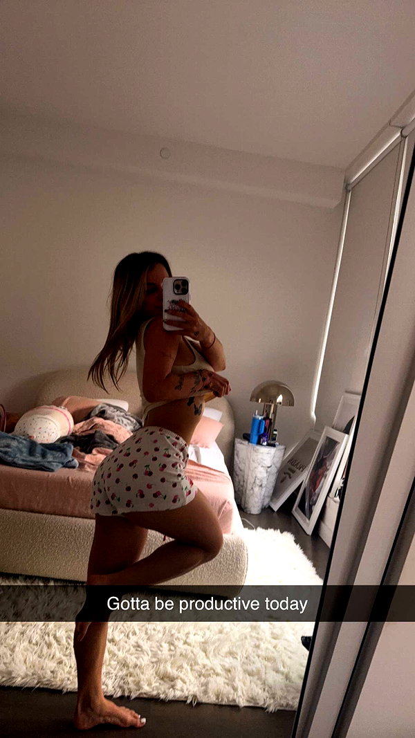 kaitlyn_krems snapchat image archive image