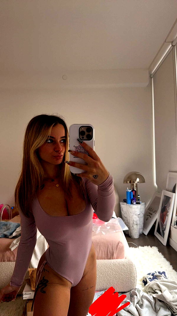 kaitlyn_krems snapchat image archive image