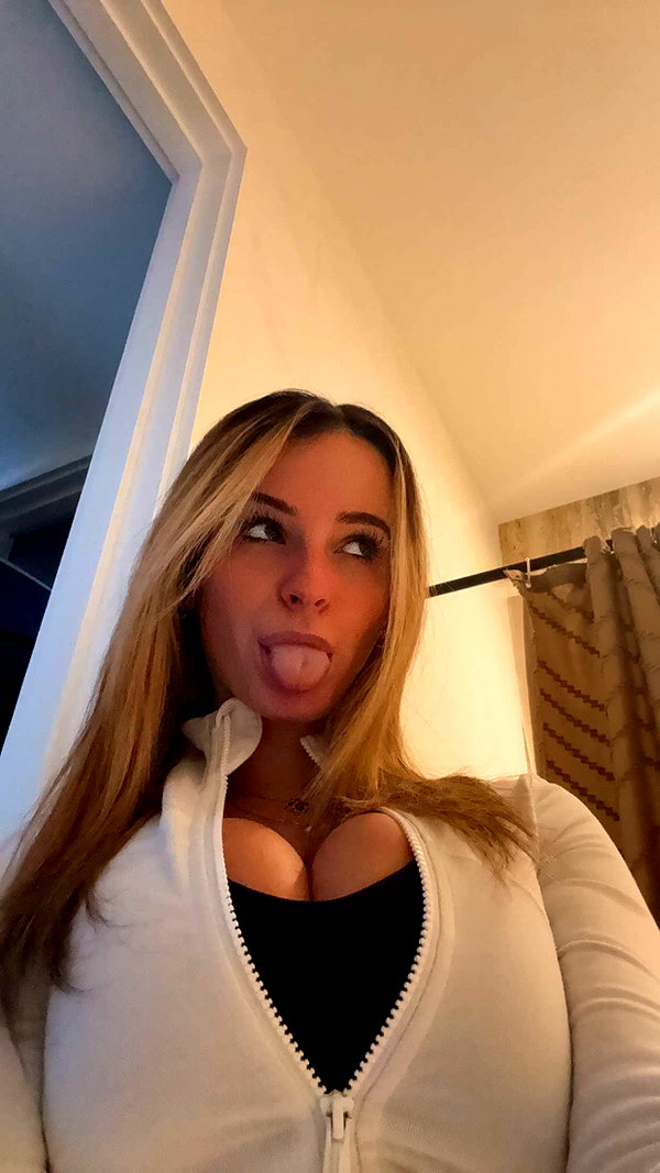 kaitlyn_krems snapchat image archive image