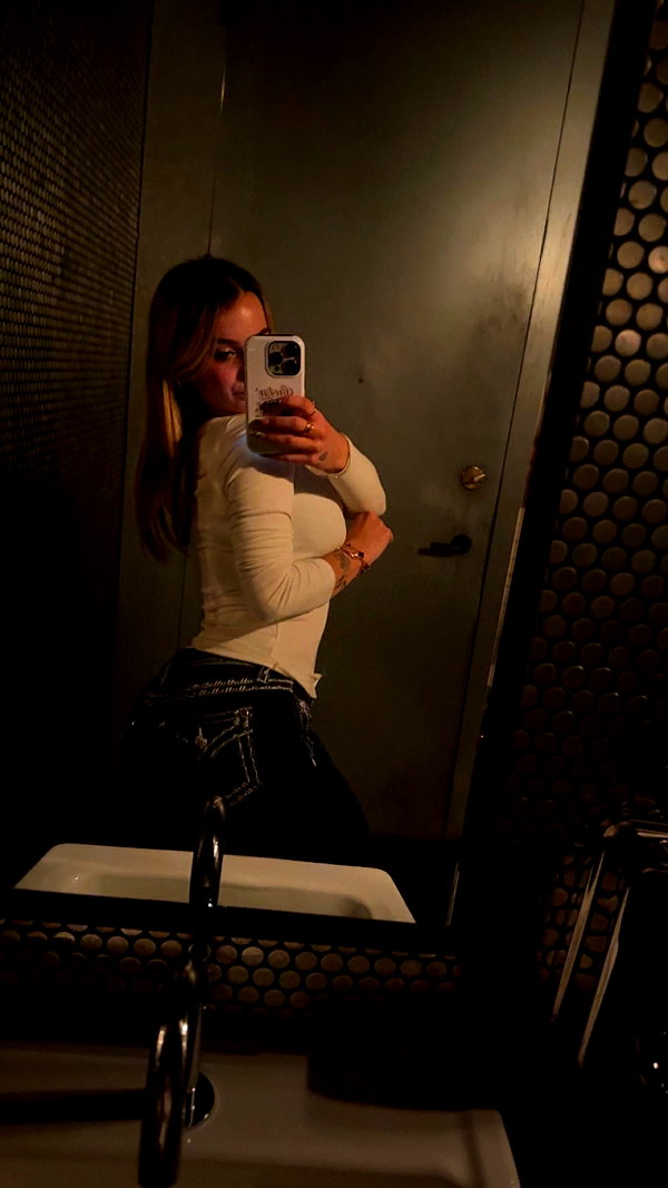 kaitlyn_krems snapchat image archive image