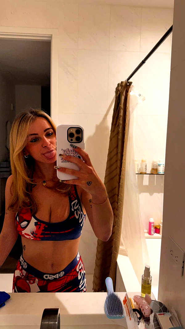 kaitlyn_krems snapchat image archive image