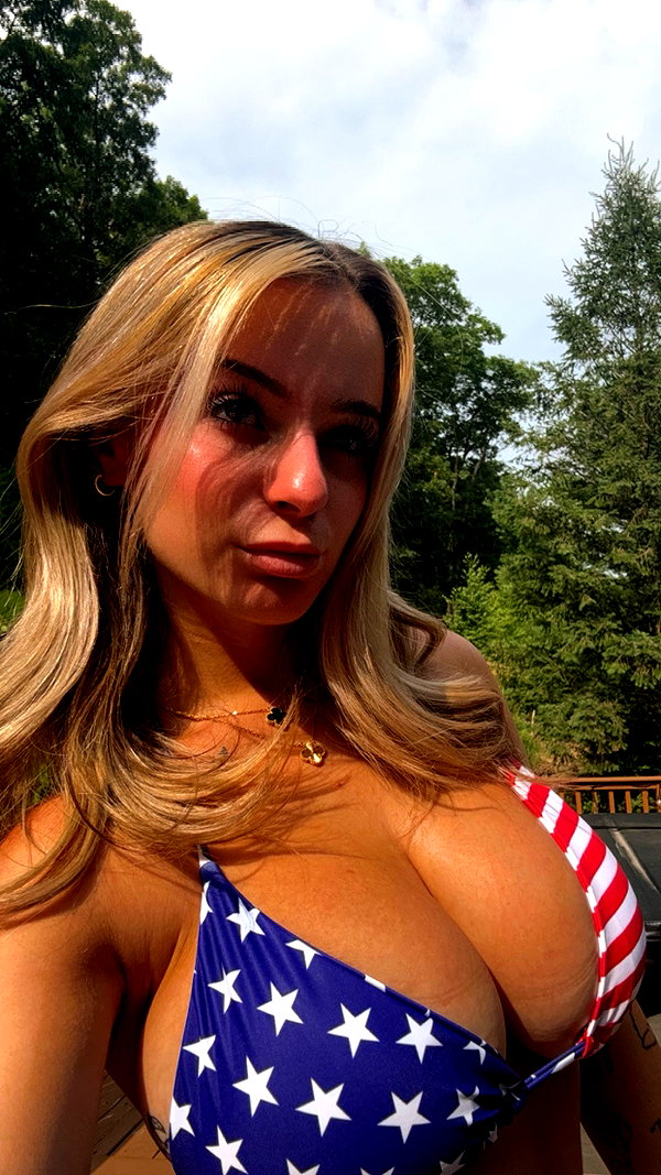 kaitlyn_krems snapchat image archive image