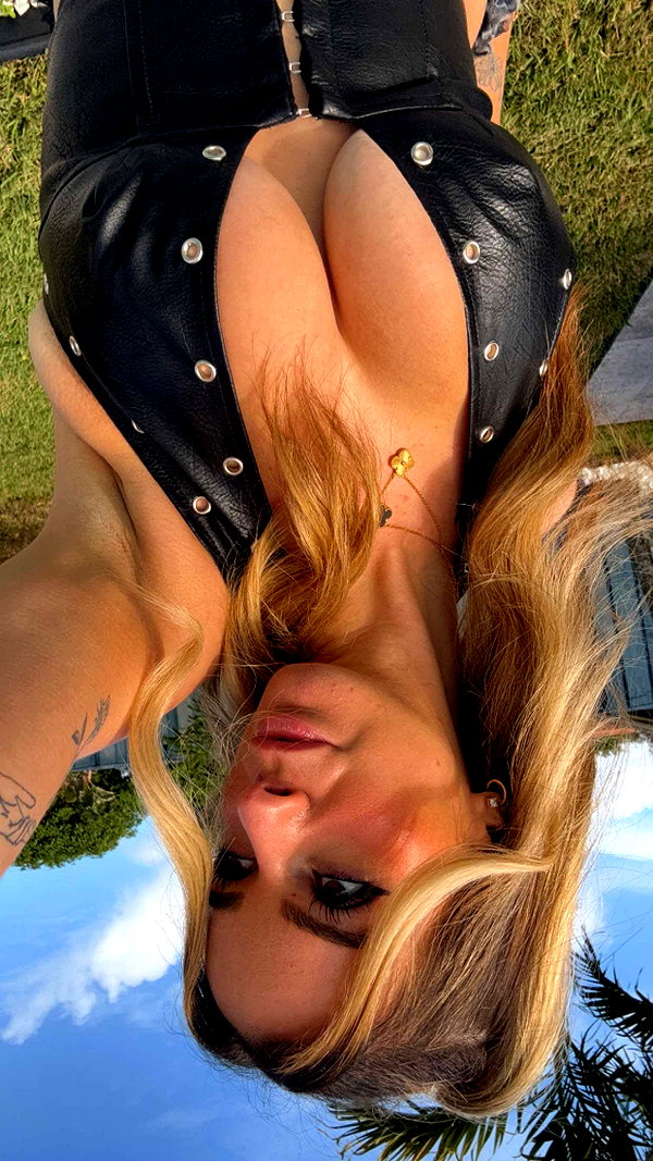 kaitlyn_krems snapchat image archive image
