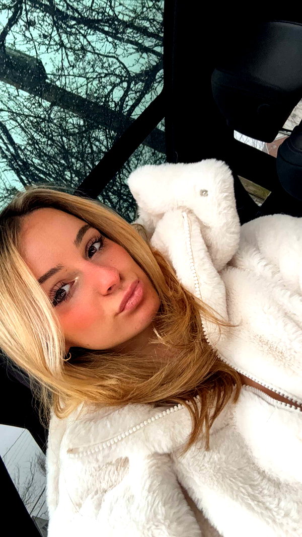 kaitlyn_krems snapchat image archive image