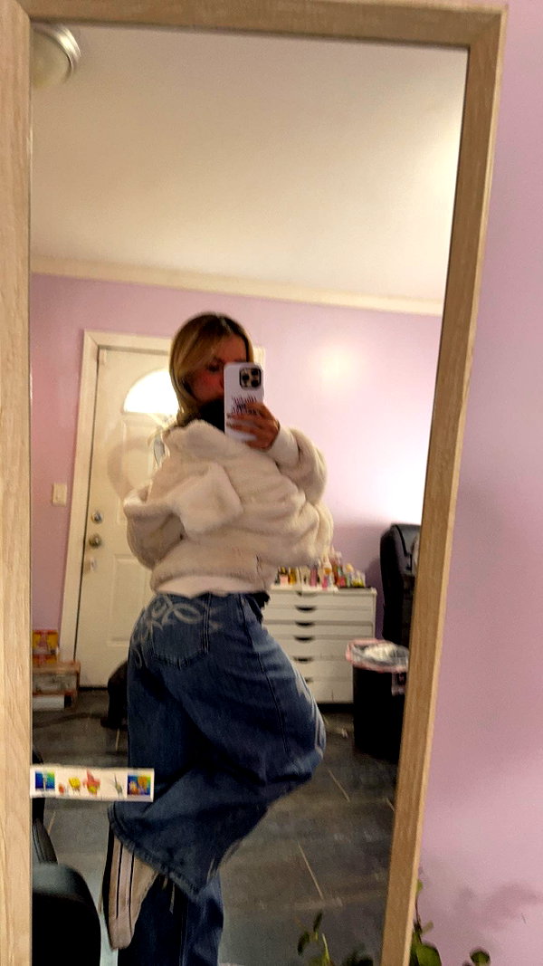 kaitlyn_krems snapchat image archive image