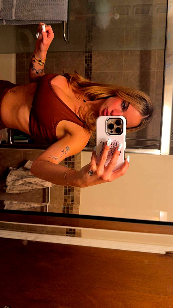 kaitlyn_krems snapchat image archive image