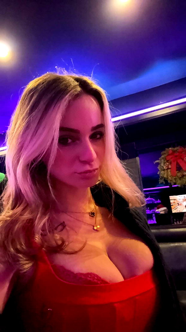 kaitlyn_krems snapchat image archive image