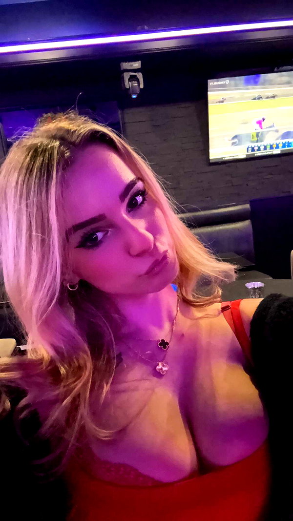 kaitlyn_krems snapchat image archive image