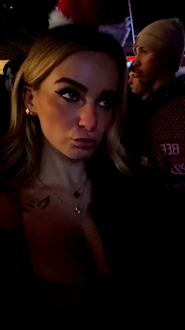 kaitlyn_krems snapchat image archive image