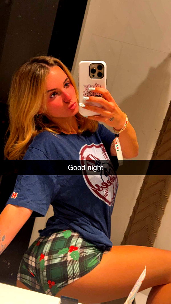 kaitlyn_krems snapchat image archive image