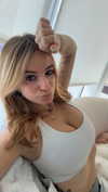 kaitlyn_krems Altpins Profile Picture