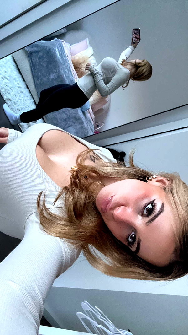 kaitlyn_krems snapchat image archive image