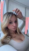 kaitlyn_krems Altpins Profile Picture