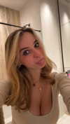 kaitlyn_krems Altpins Profile Picture