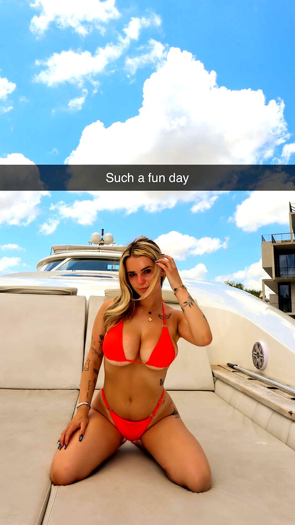 kaitlyn_krems snapchat image archive image