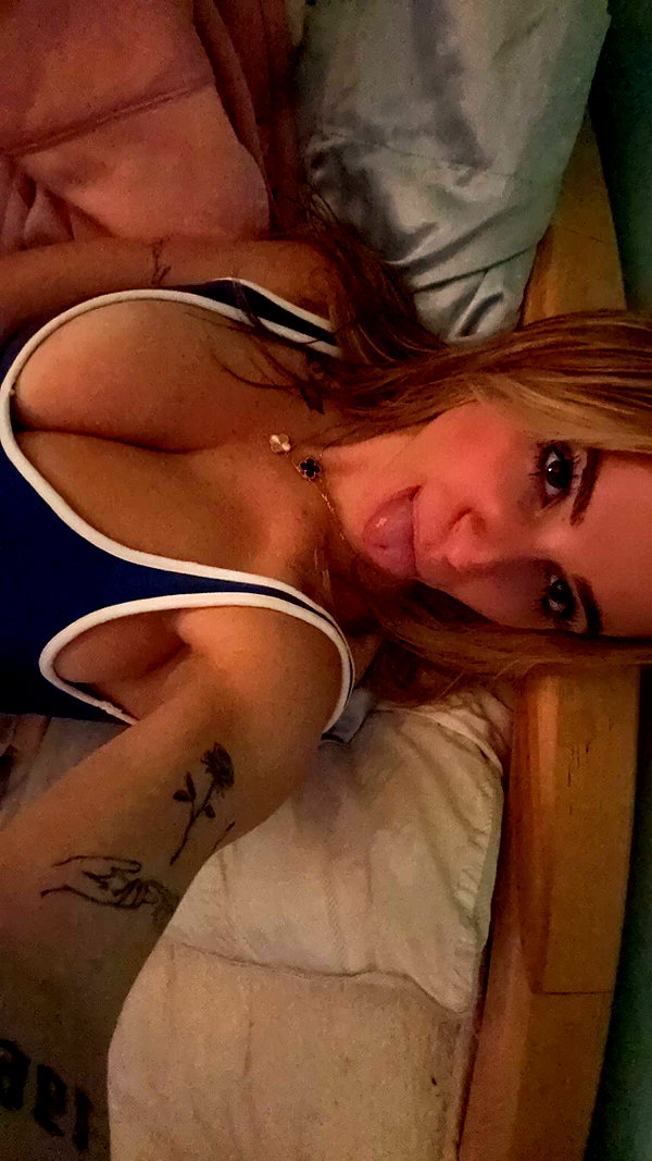 kaitlyn_krems snapchat image archive image