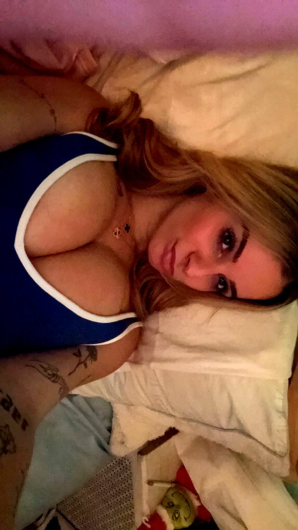 kaitlyn_krems snapchat image archive image