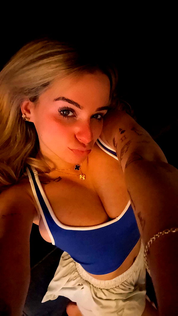 kaitlyn_krems snapchat image archive image